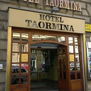 タオルミーナ ローマ